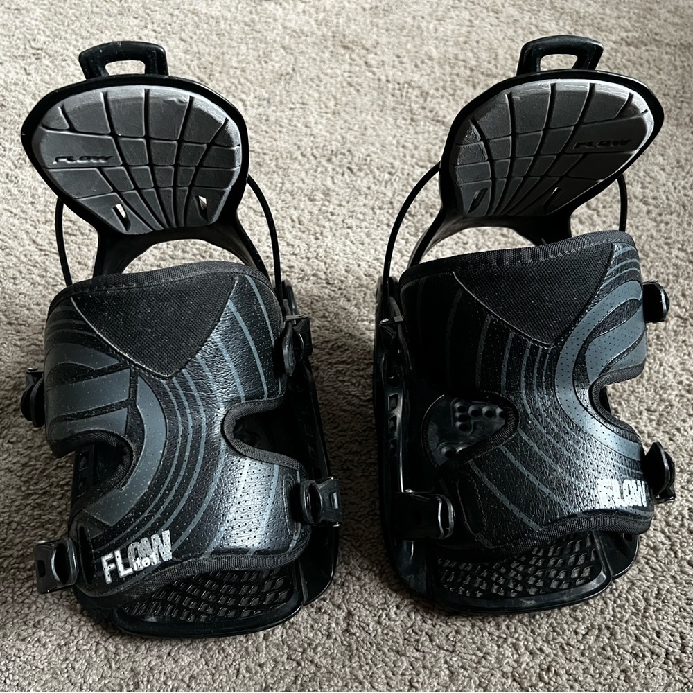 Flow Lite Snowboard Bindings XL! Like New!